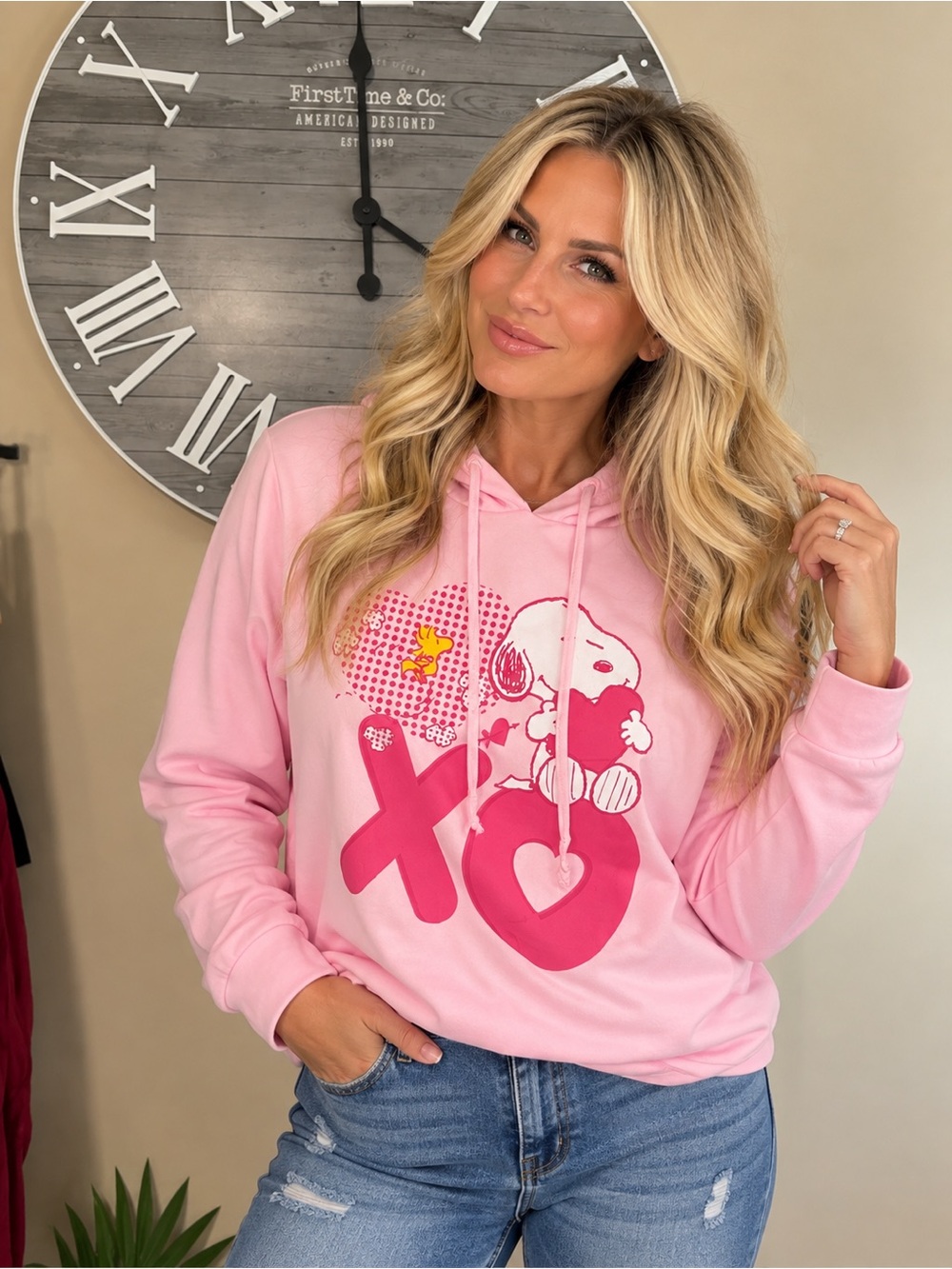 NWOT Pink Snoopy XO Graphic Lightweight Hoodie